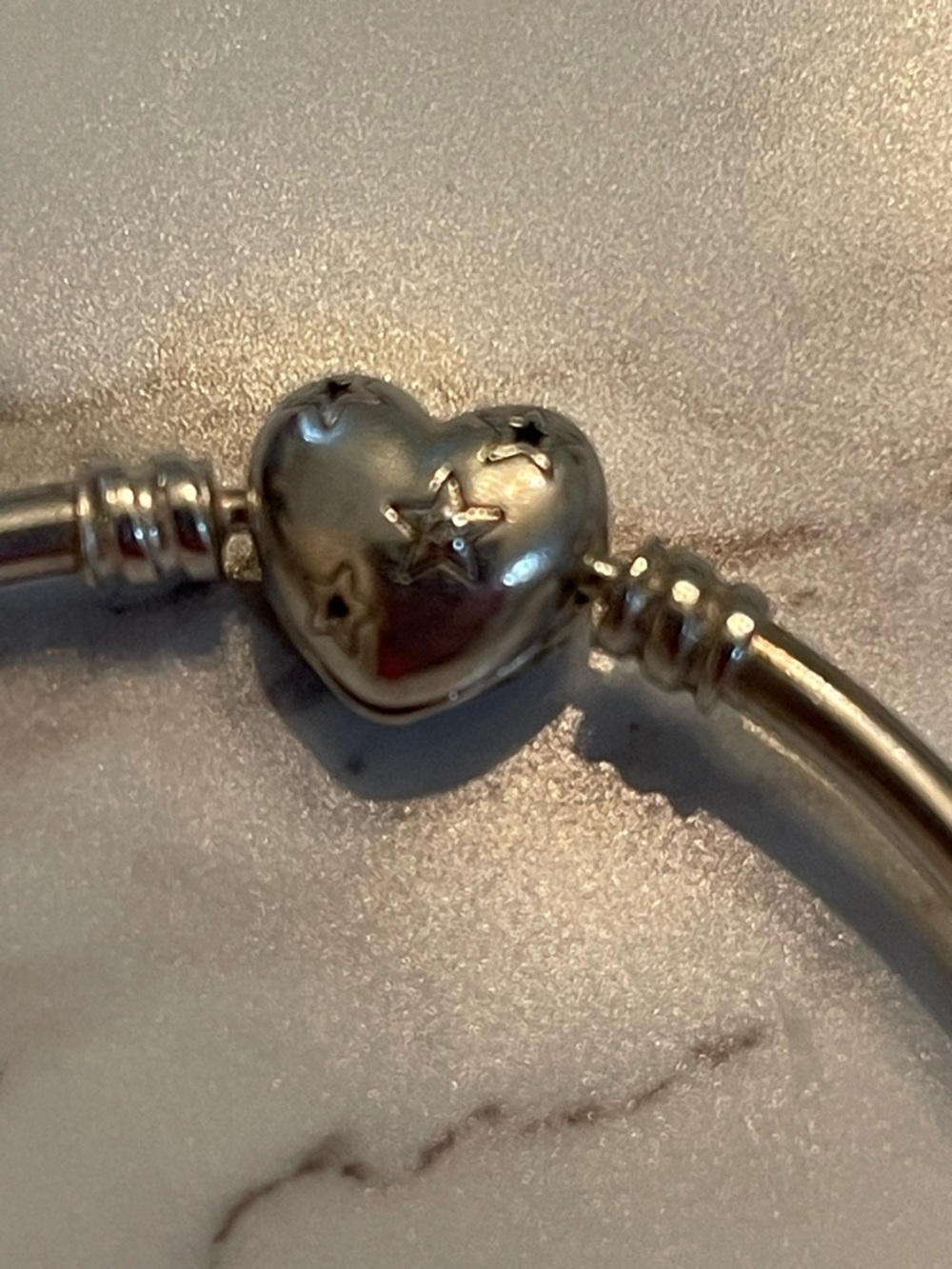 💯% Authentic Pandora Celestial Heart Clasp Bangle size 19cm (Large) - Picture 8 of 10